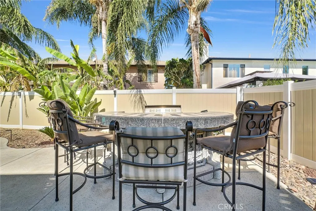 11499 Bridgeway Drive, Riverside, California 92505 home-pic-47